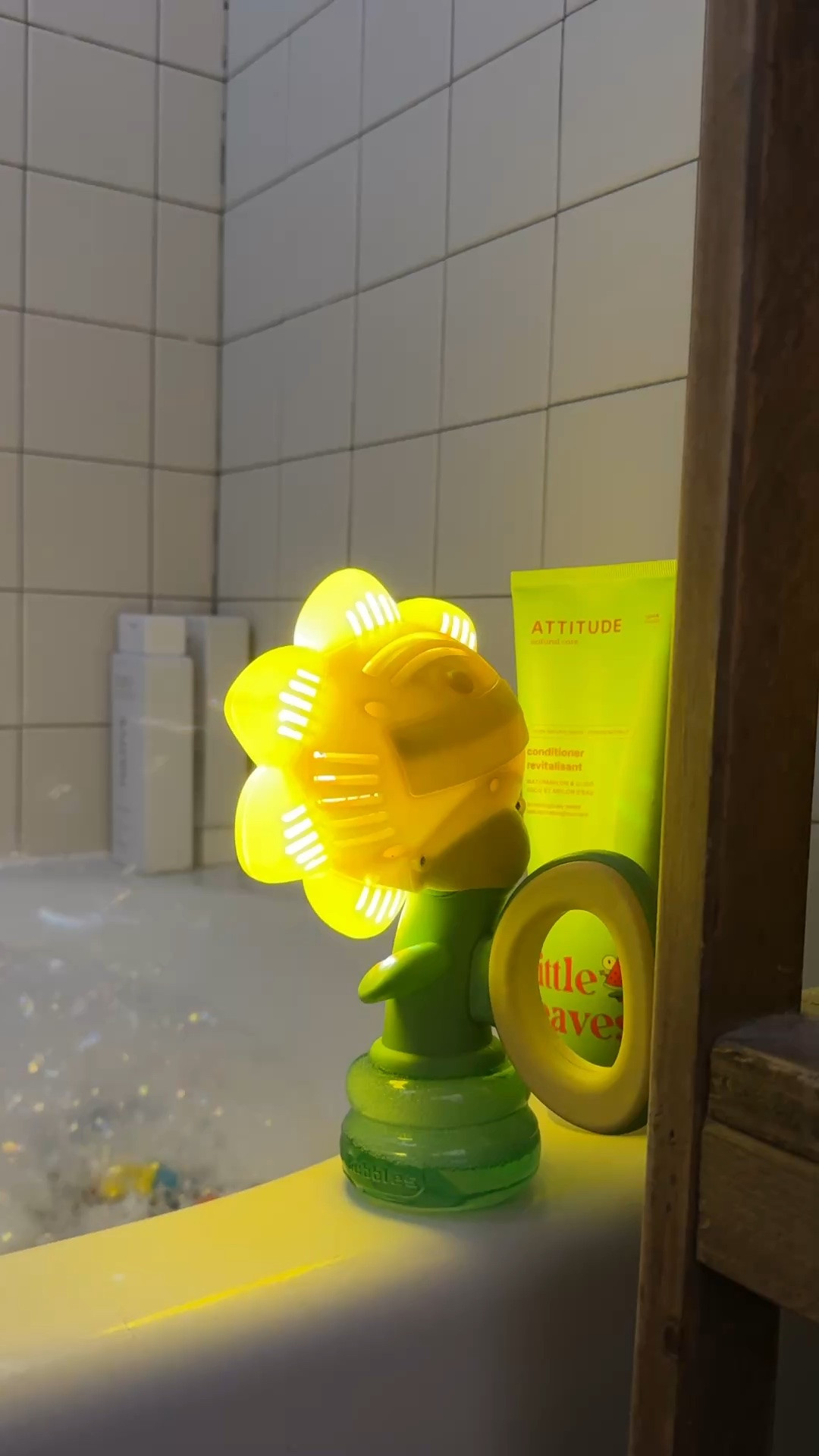 Bubble bath machine