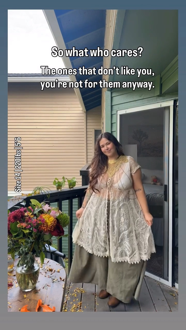 (From Bashar) Comment Vibes to get this outfit sent to your DM! Or shop my LTK to get deals on all of my outfits! 

#Midsize #PlusSize #MidsizeStyle #Fashion #plusSizeFashion #BodyAcceptance #BodyNeutrality #SelfLove #ShadowWork #Healing #BohoStyle #Hippie #whimsical