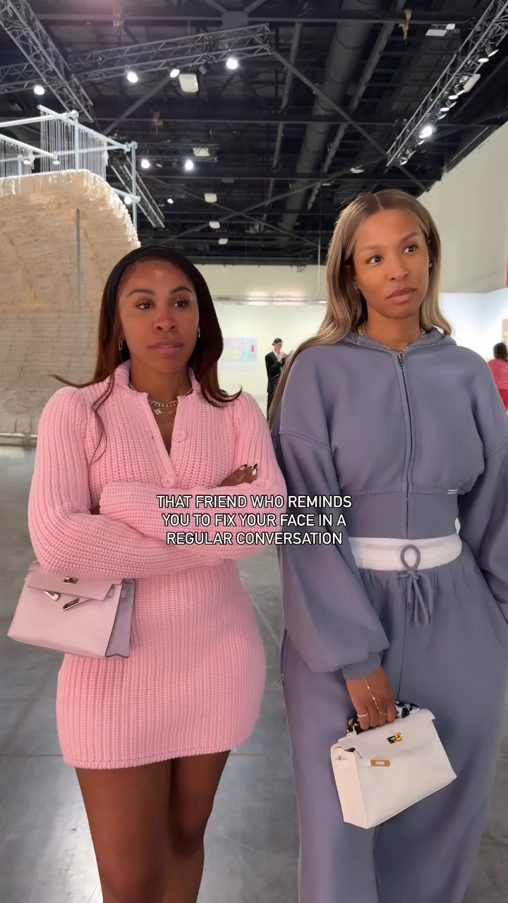 @msruthiebaby says, “Hi! Where’s Savannah’s sweatsuit from?”