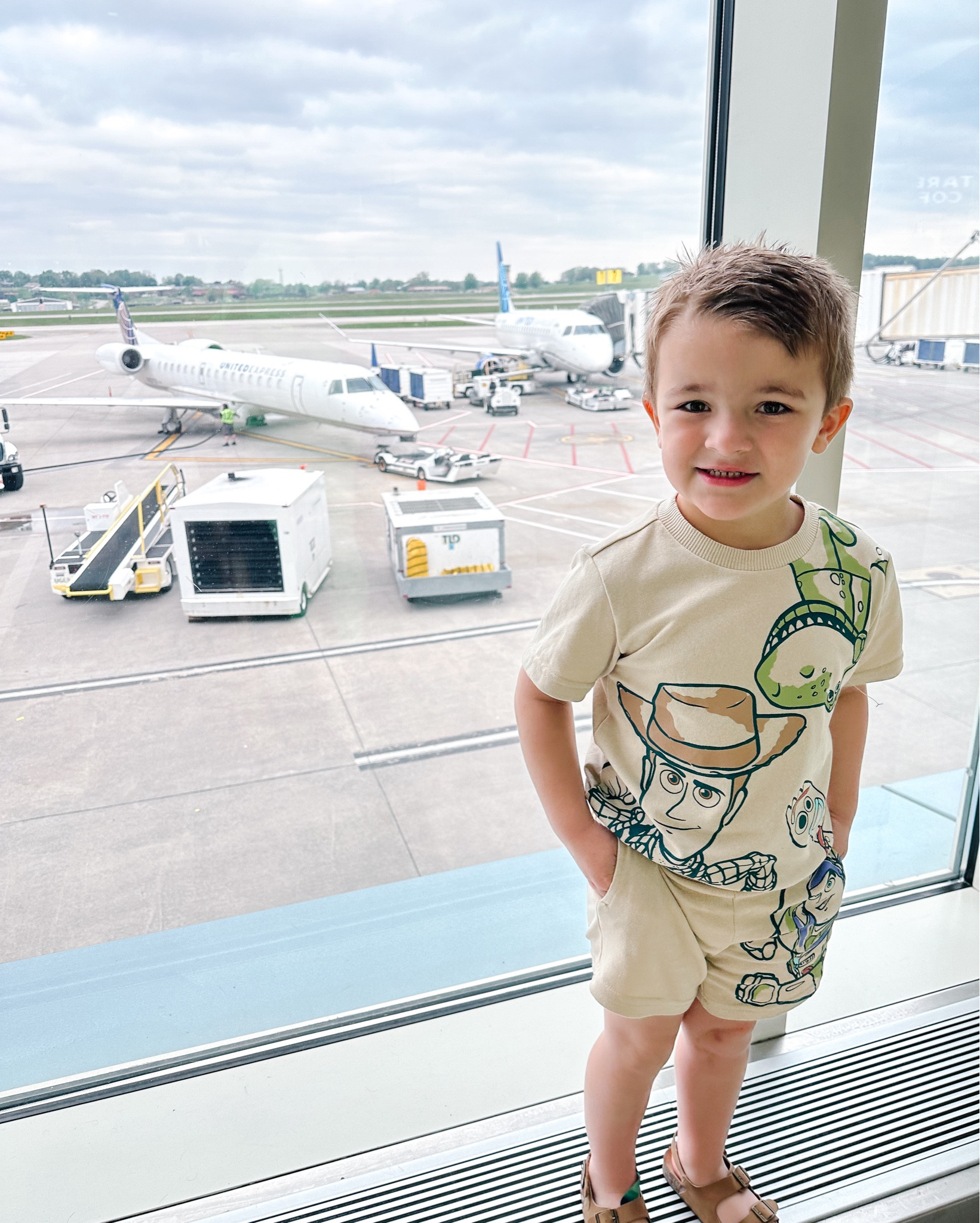 Another flight to Disney! This outfit is super comfortable and modern! 

#LTKtravel #LTKkids #LTKfamily