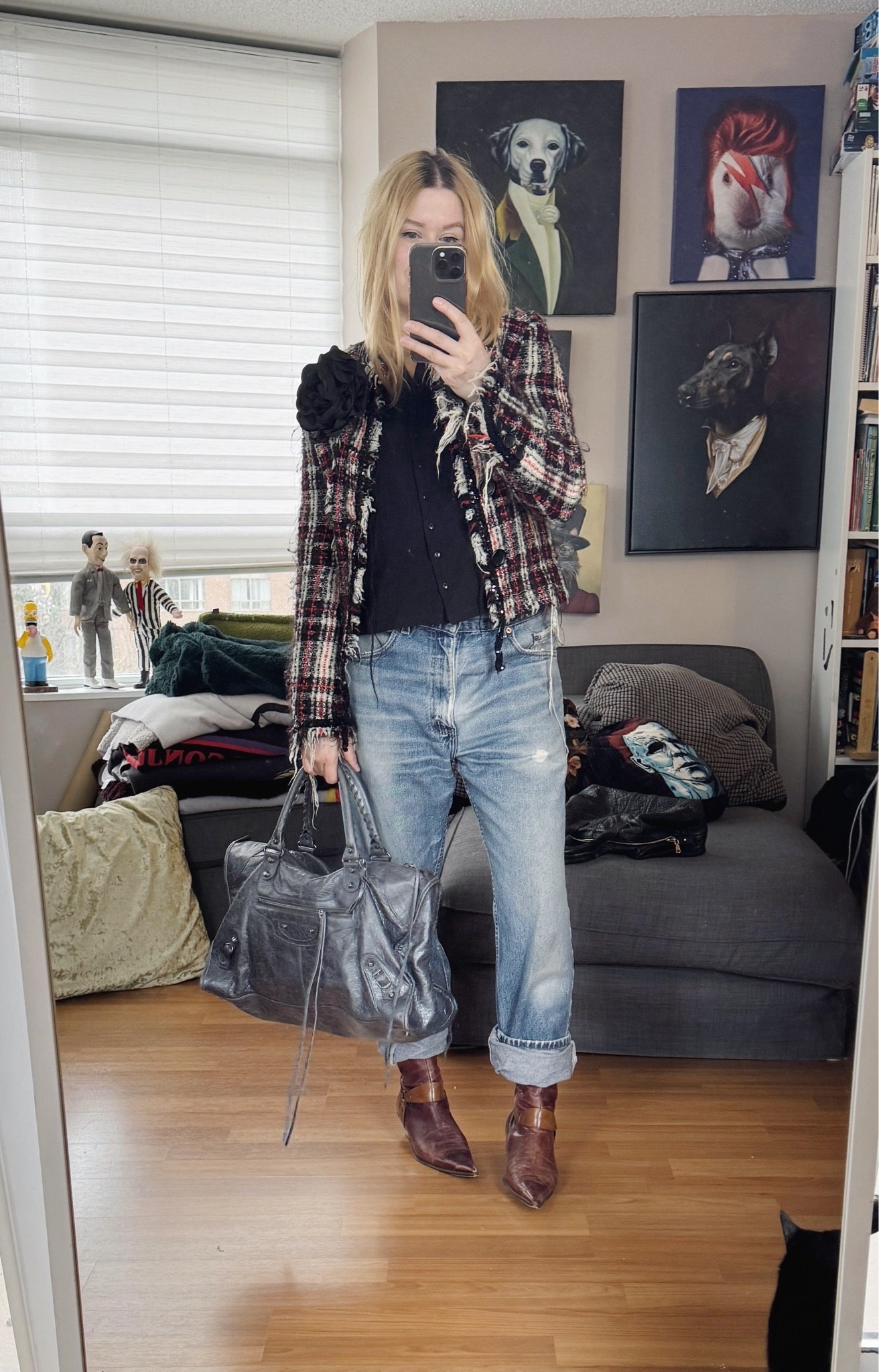 My favourite vintage Levi’s are the 505s in two sizes too big. 
Everything is preloved/vintage except the cotton shirt.

#LTKcanada #LTKstyletip