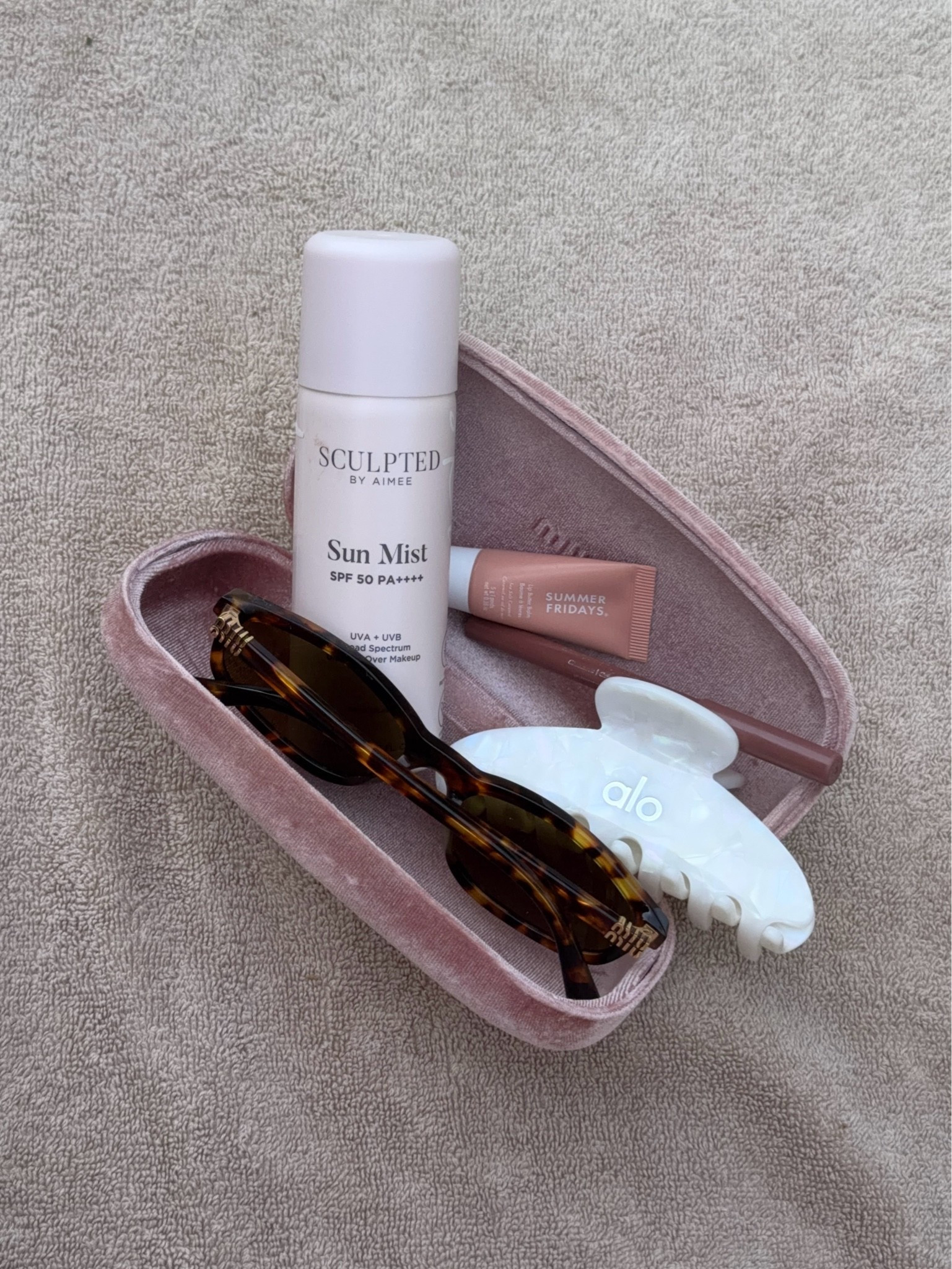 Summer essentials

#LTKsummer #LTKbeauty #LTKtravel