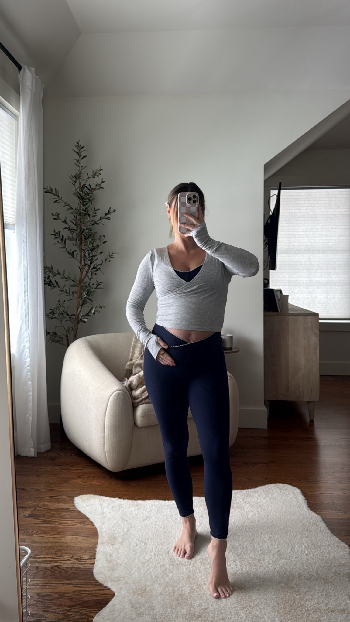 New cutie workout set it from Aerie!! The criss cross in the front is so flattering and this fabric is supportive - sized up to a medium 

#LTKBump #LTKootd #LTKmomlife