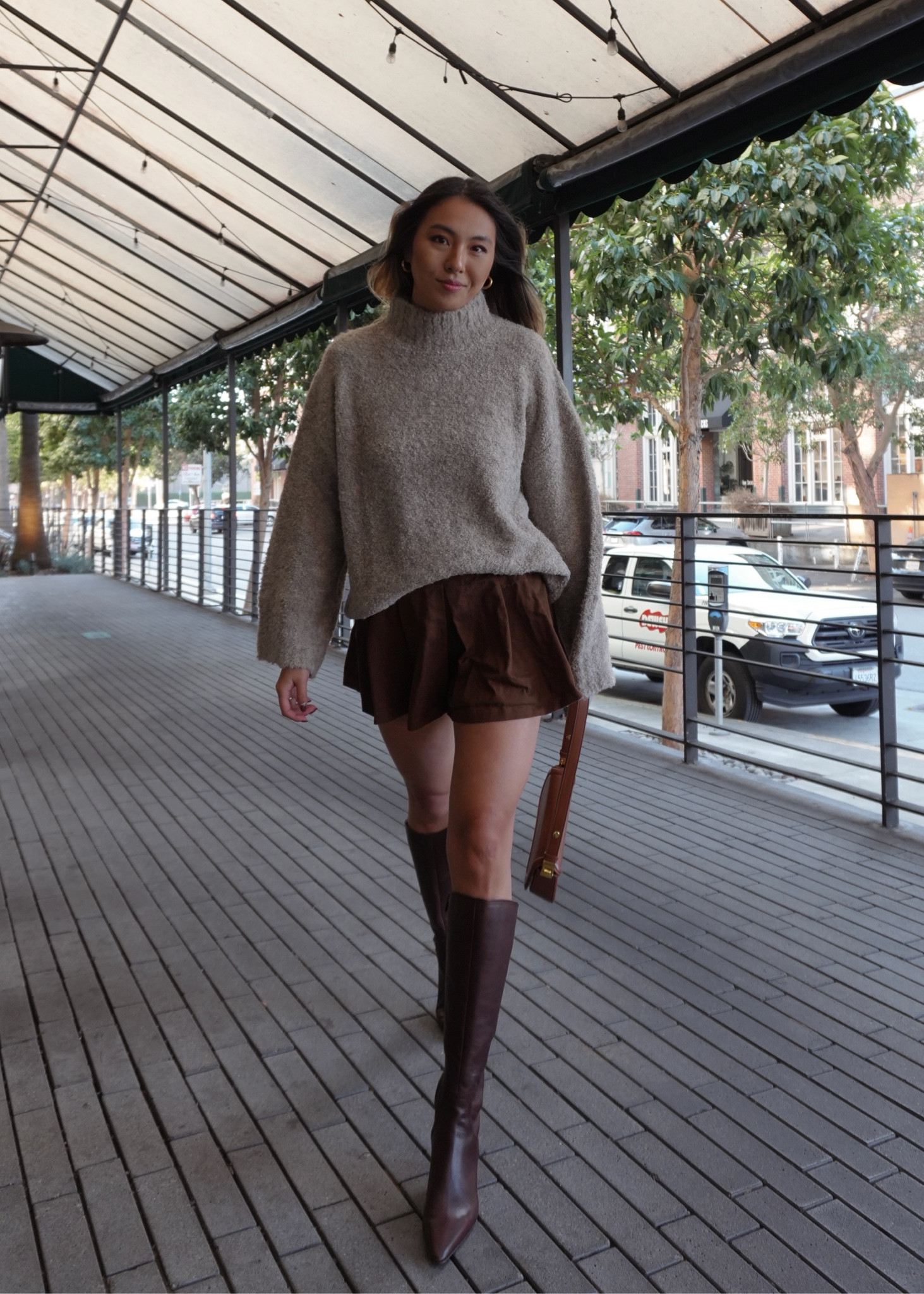 Sweater outfit inspiration for the fall 


#LTKSeasonal #LTKStyleTip #LTKFindsUnder100