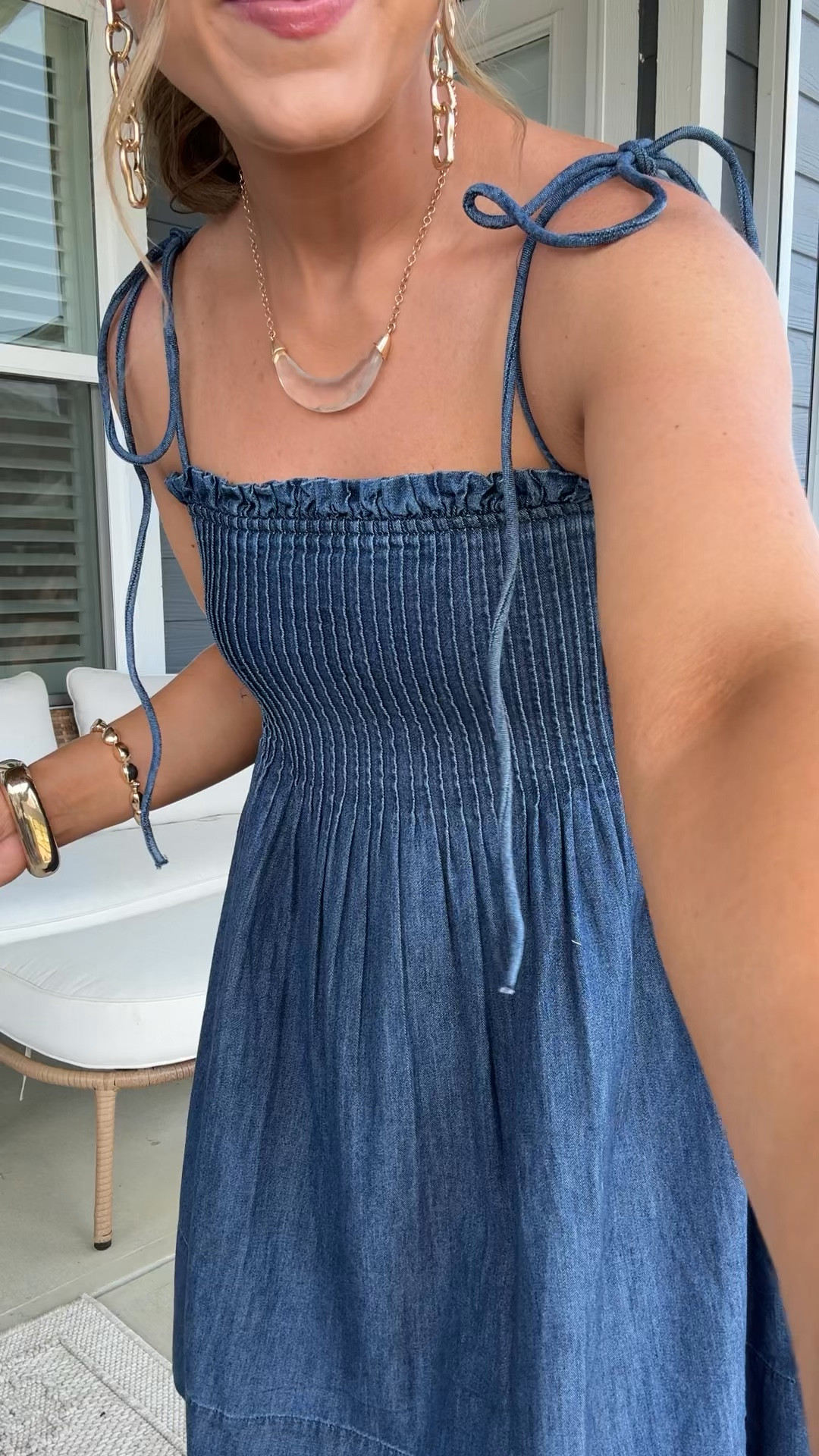 This denim dress is SO good 💙 The fit, smocked detail and easy swing shape make it one of those throw-on-and-go pieces you’ll wear all summer long. Looks like something from a much pricier boutique and the quality is amazing. Such a good Walmart fashion find!

#WalmartFashion #DenimDress #SummerDressStyle #AffordableStyle #WalmartFinds #EverydayMomStyle #CuteSummerLooks #WalmartNewArrivals #DressUnder30 #BoutiqueStyleForLess

#LTKPetite #LTKootd
