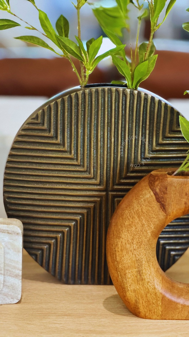 Beautiful modern / mid-century modern vases. So versatile and functional. #aziquestyle #modernhome

#LTKHome