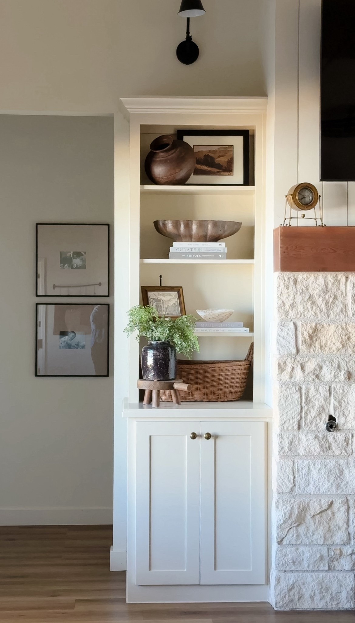 Shelf styling ready for the season! ✨😮‍💨
the most beautiful trough bowl from @Joon Loloi it’s called the “Virgo” brings that epic shape to the built ins! 

#LTKHome