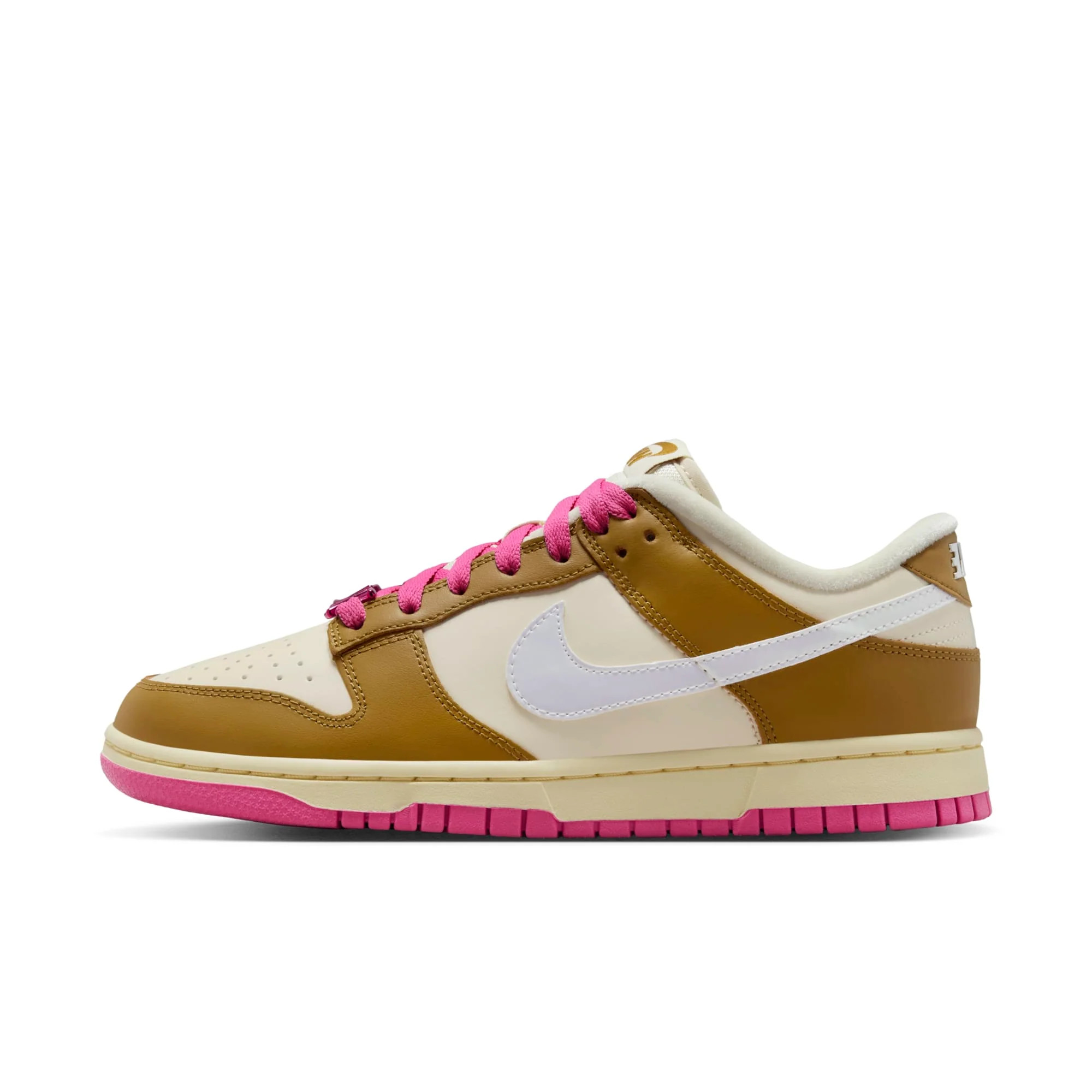 Nike Women's Dunk Low Se Sneakers | Zulily