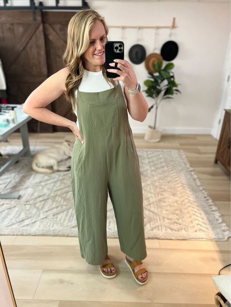 Summer jumpsuit 

TTS

summer fashion fashion  casual outfit  everyday outfit  Amazon finds  heels  summer outfit 

#LTKSeasonal #LTKStyleTip #LTKFindsUnder50