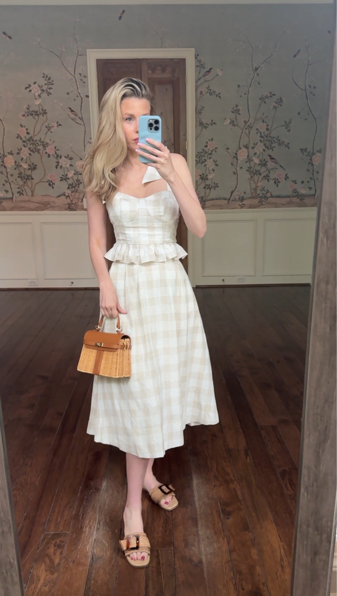 Gingham two piece set!! 😍 I’m 5’7 wearing a size xsmall in both. Size up if between sizes

#LTKgrwm #LTKdayinmylife #LTKSeasonal