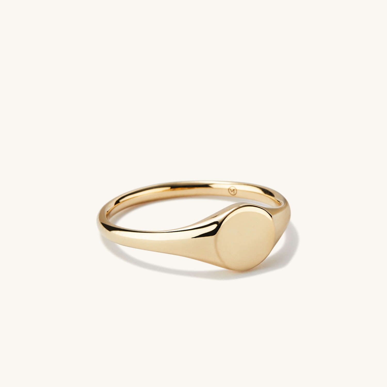 Signet Pinky Ring | Mejuri (Global)