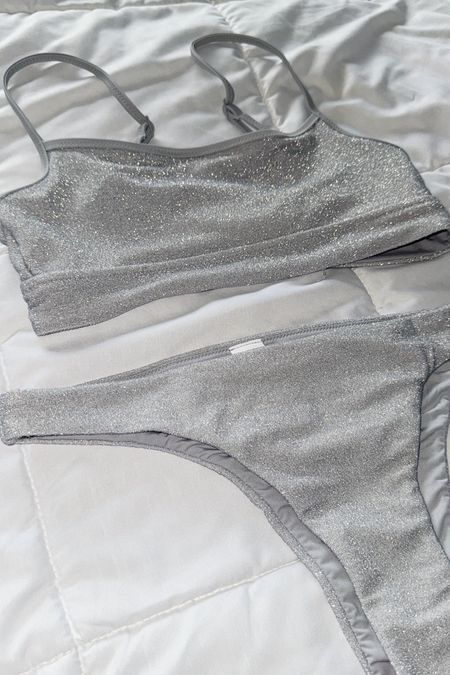 Sparkly swimwear 


#LTKsummer #LTKswimwear #LTKtravel