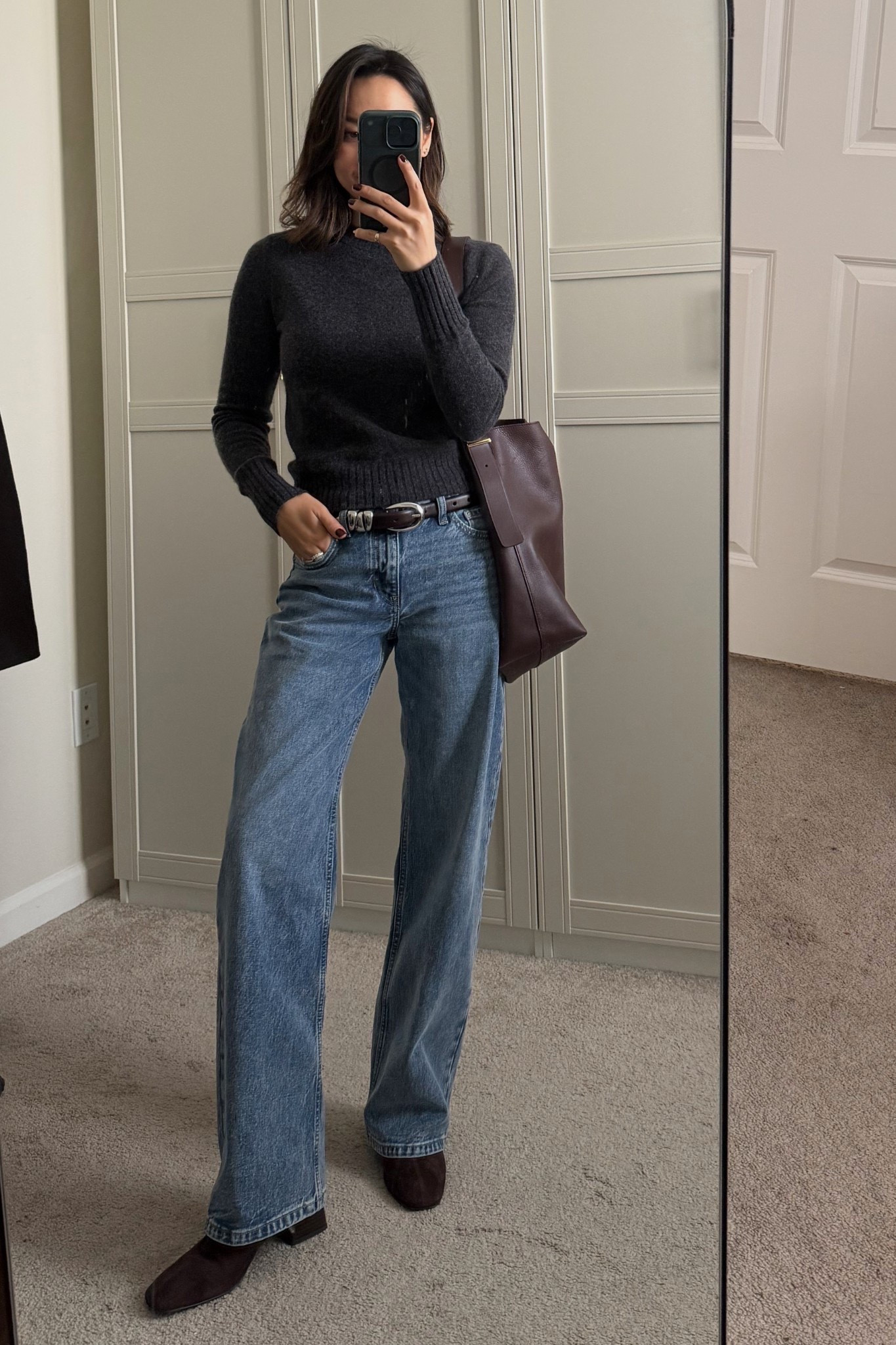 Sweater, jeans & boots outfits 

BR sweater - xs, runs small/ fitted 
BR loose jeans - 25 regular, on sale under $65
Sam Edelman boots

#LTKxMadewell

#LTKootd #LTKSaleAlert