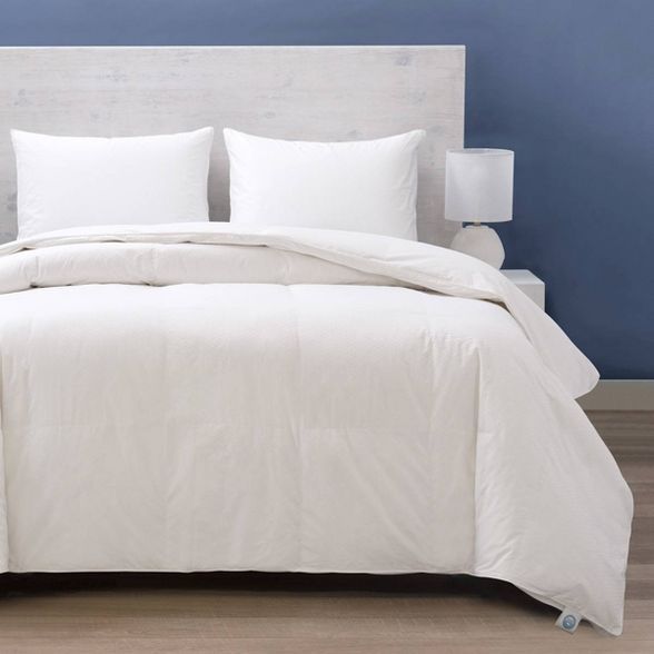 Luxury White Goose Down Comforter - 600 Fill Power | Target