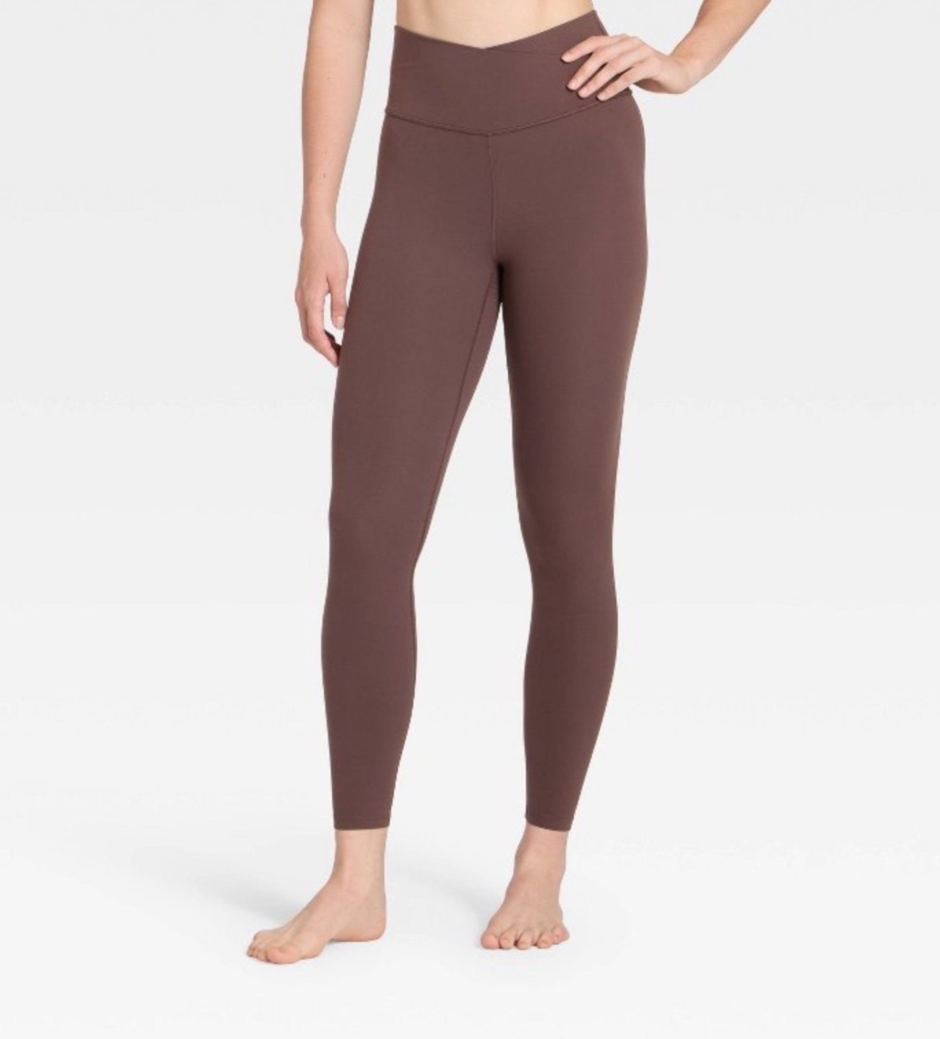 chocolate leggings 🤎

#LTKItBag #LTKMidsize #LTKActive