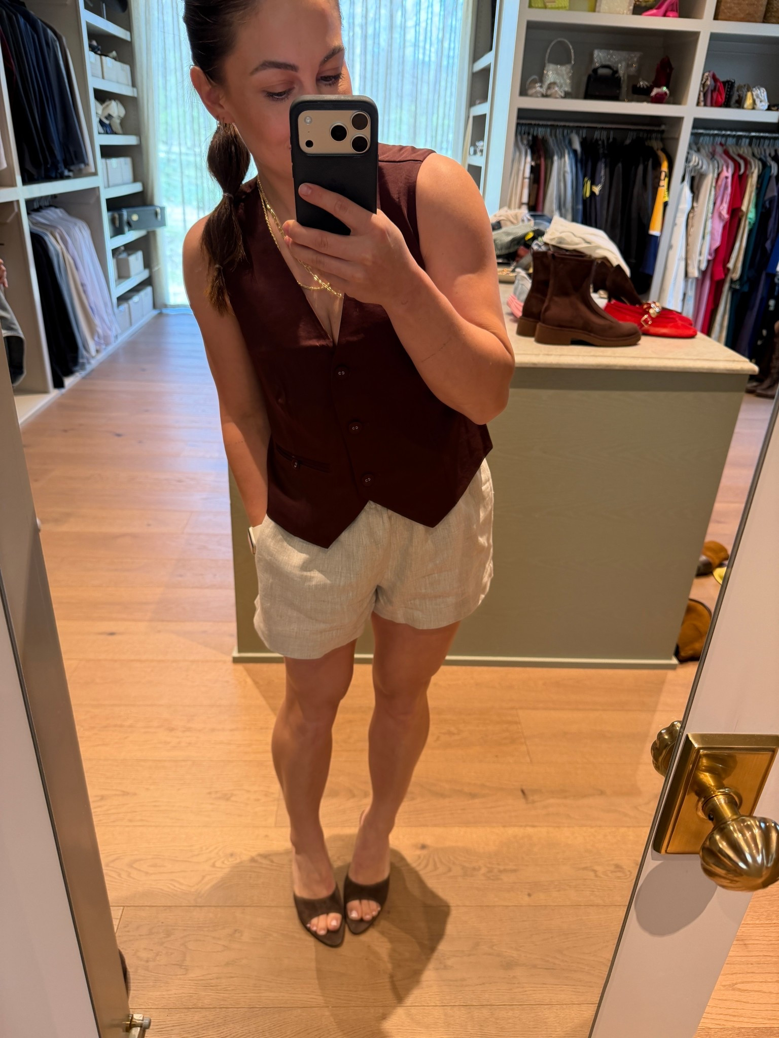 Cute little date night outfit OR throw on some sneakers or flats and it's a comfortable spring outfit!