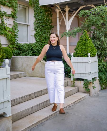 Black and white outfit, early fall style, white jeans 

#LTKcurves #LTKstyletip #LTKSeasonal