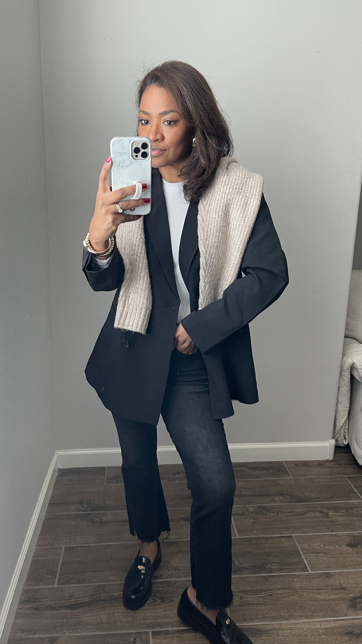 Medium in both sweater and blazer. Small in long sleeved white tee. Jeans are a size 4. Loafers are TTS

#LTKFindsUnder100 #LTKStyleTip #LTKFindsUnder50