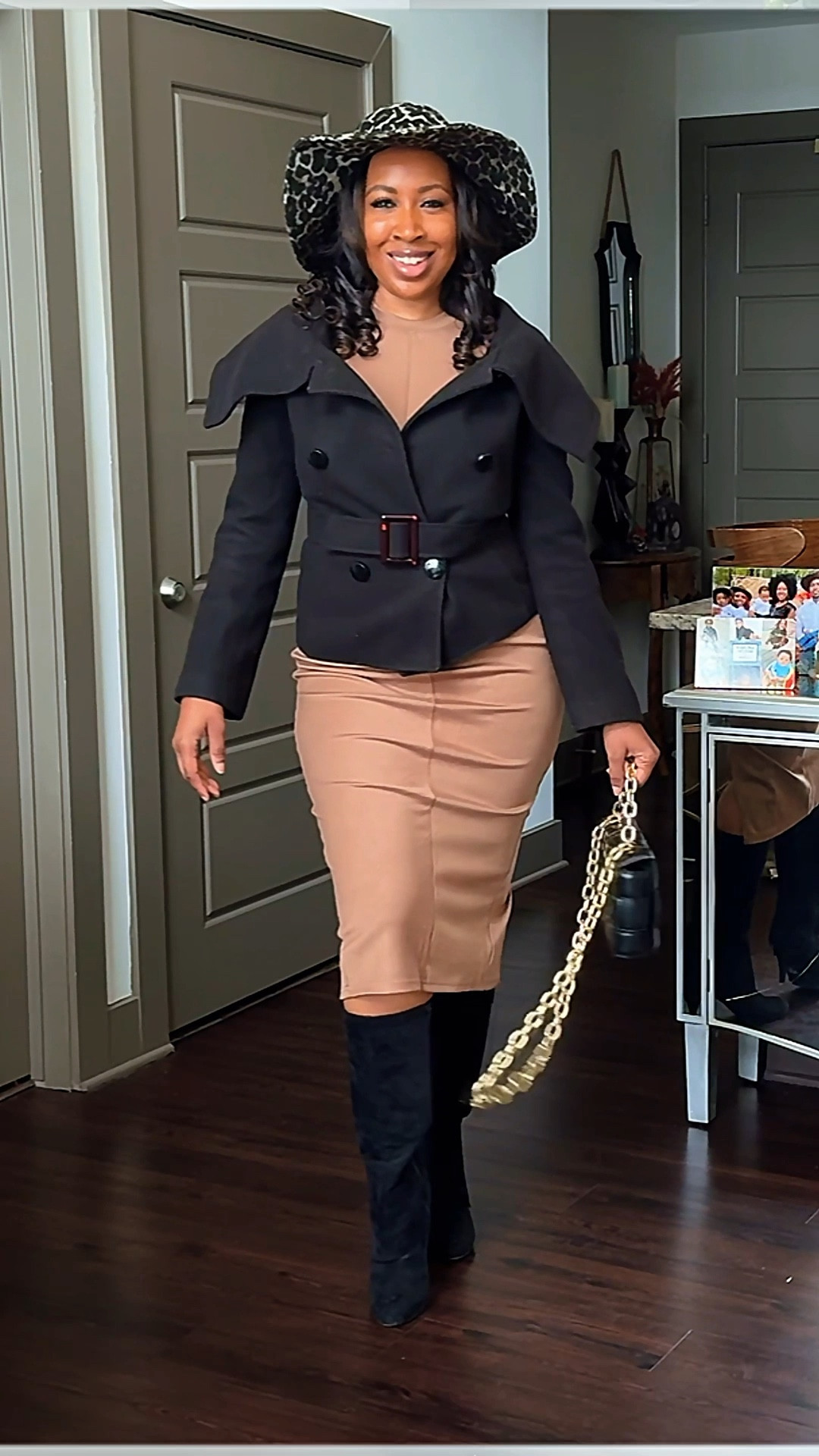 Outfit Inspo: The Church Lady Edition ⛪✨

A little sophistication never goes out of style. This look is all about structured layers, neutral tones, and that classic fall polish.

I shopped my closet for this outfit, but I’ve linked similar chic staples to help you recreate it your way 💋

🧥 Double-Breasted Jacket (similar)
🎩 Statement Hat (similar)
👗 Tan Midi Dress (exact)
🖤 Chain Strap Bag (similar)
👢 Black Knee-High Boots (similar)

Tap below to shop these timeless fall essentials ⤵️

#OutfitInspo #SoulMeetsStyle #FallGRWM #STEMFashionista #FallStyle #NeutralTones

#LTKFindsUnder50 #LTKStyleTip #LTKOver40