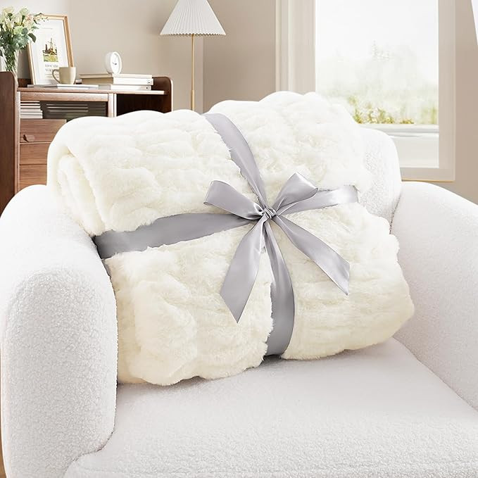 Ultra-Soft Faux Rabbit Fur Throw Blanket 50"x60", Cozy Fuzzy & Plush Blanket for Couch & Sofa Hom... | Amazon (US)