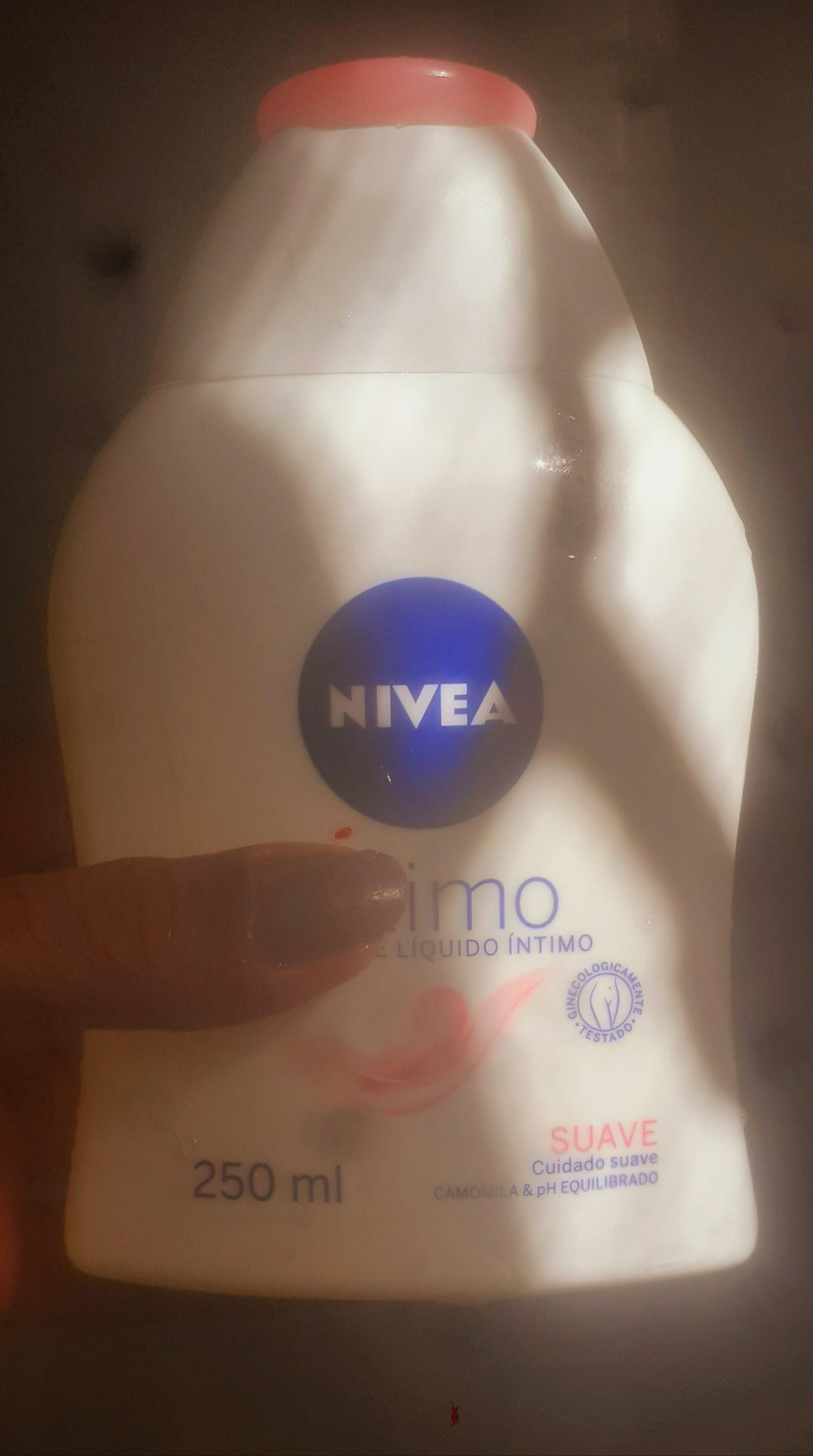 Estou usando esse sabonete intimo da Nivea e amando!Livre de corantes e propriedades alcalinas - pode ser usando diariamente - previne irritações e acalma a pele- mantém o pH natural da região íntima 

#LTKbrasil #LTKbeleza