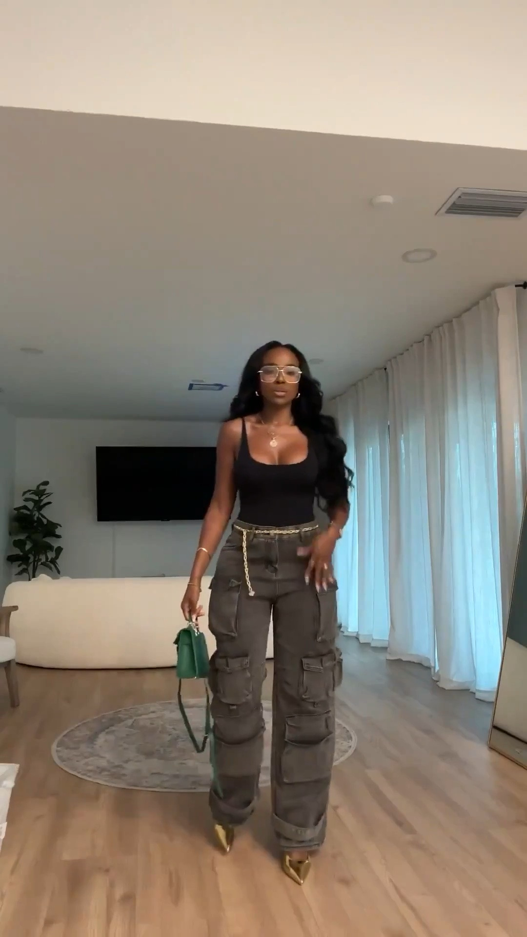 Scroll to shop! ✨ Everything from this look is linked below. 👇🏽    

Wearing: Size Small | 5’4” | 140 lbs | Denim 2 Long

📲   Download the FREE LTK app & follow me (@kirasfashionfinds) to shop all my daily finds.  #LTKootd #LTKPetite #LTKU