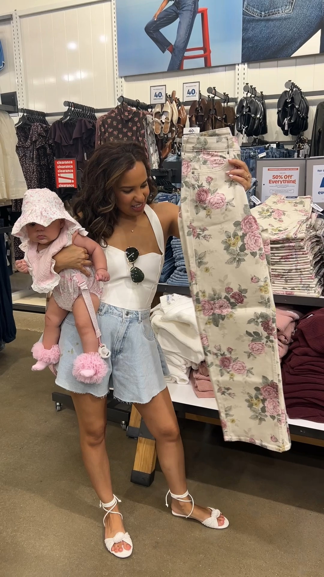 Old navy floral jeans

#LTKSaleAlert