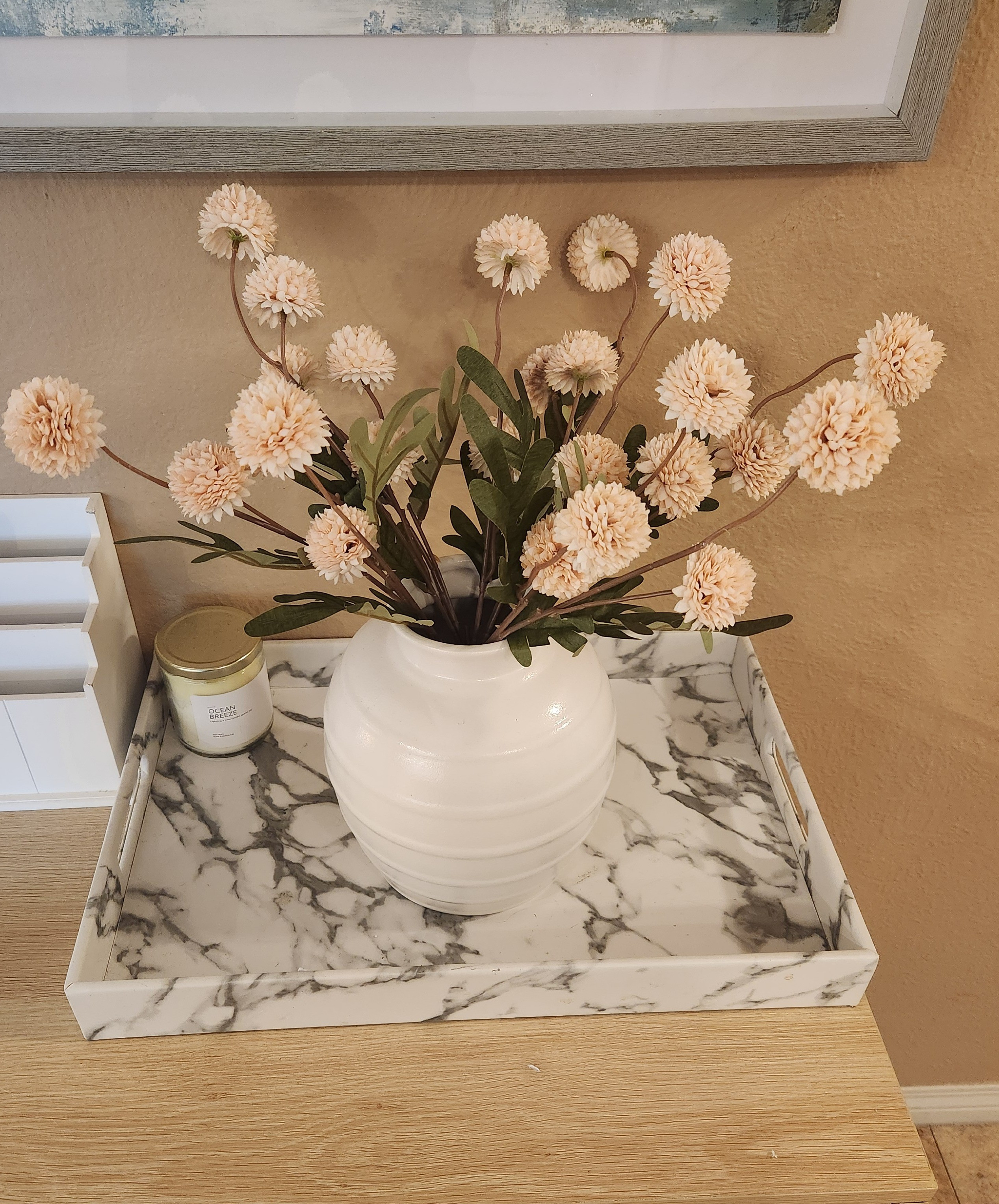 Love this vase with big flowers. Makes a statement in my entryway at a great price.#Homedecor #springdecor #flowers #vase

#LTKHome #LTKdayinmylife #LTKSeasonal