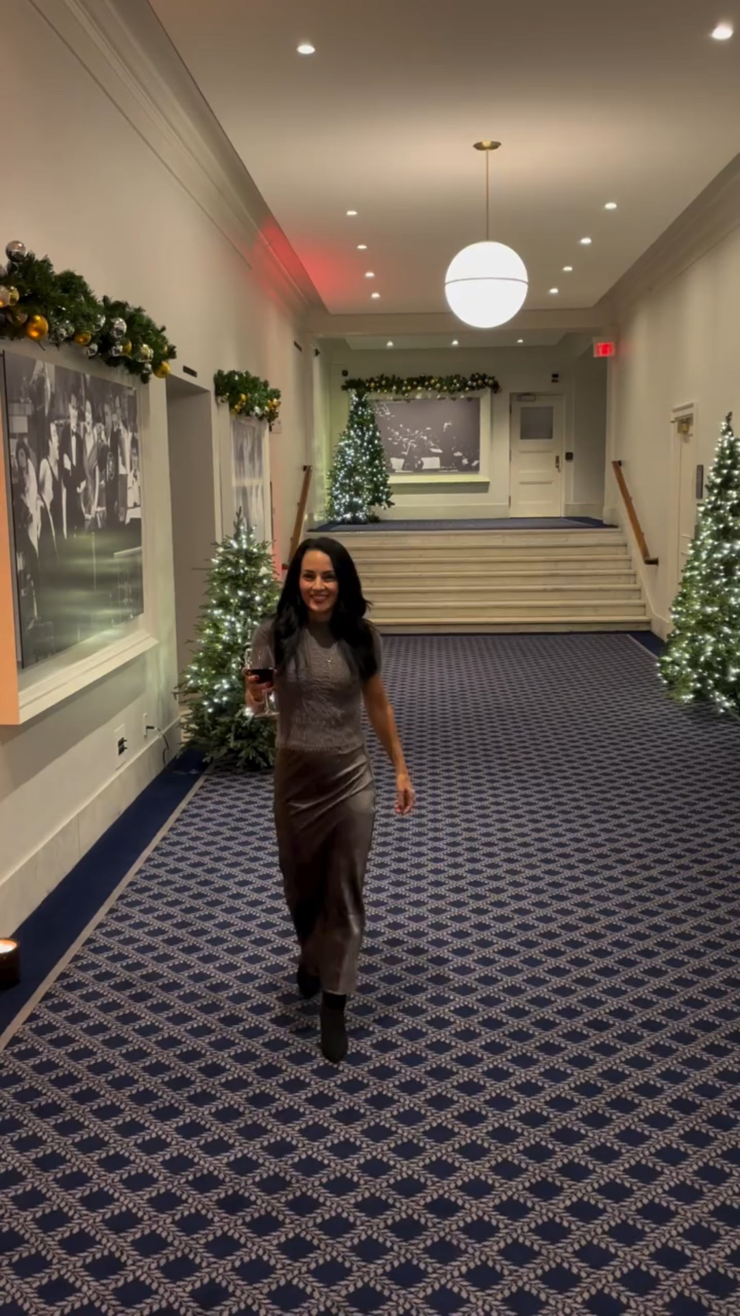 Sipping, strolling, and soaking up all the holiday vibes. 🎄🍷✨
#BostonPops #HolidayVibes #ChristmasMood #WineTime

Comment SHOP below to receive a DM with the link to this post on my LTK ⬇ https://liketk.it/5G3OY #ltkholiday

#LTKHoliday #LTKootd #LTKFindsUnder100