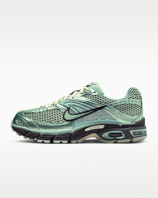 Nike Air Max Moto 2K Women's Shoes with Reflective Accents | Nike (US)