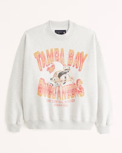 Tampa Bay Buccaneers Graphic Crew Sweatshirt | Abercrombie & Fitch (US)