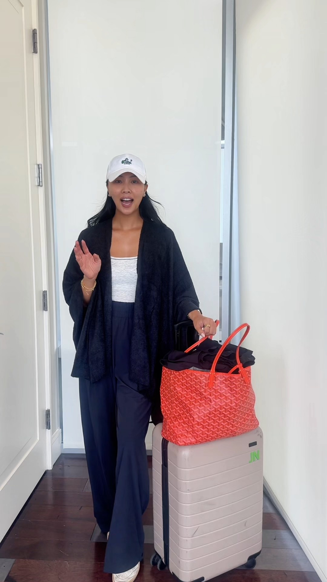 Overnight flight essentials ✈️

#LTKTravel #LTKStyleTip #LTKSaleAlert