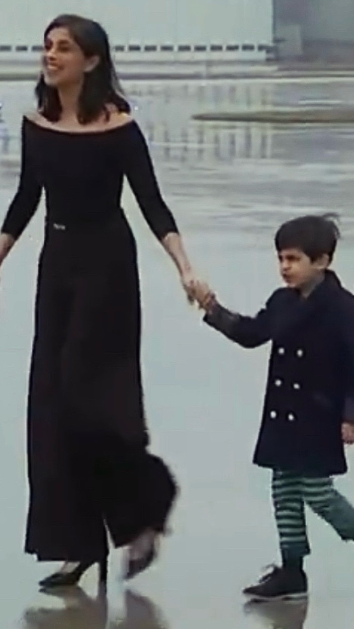 Usha Vance serving us Parisian Chic in this monochromatic look that you can easily replicate!! #outfitinspo #ootd #parisianchic #blackoutfit #workoutfit #whattowear #style #monochromatic 

#LTKStyleTip #LTKWatchNow