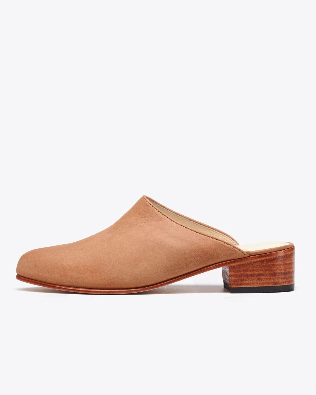 Mariella Mule Sand | Nisolo