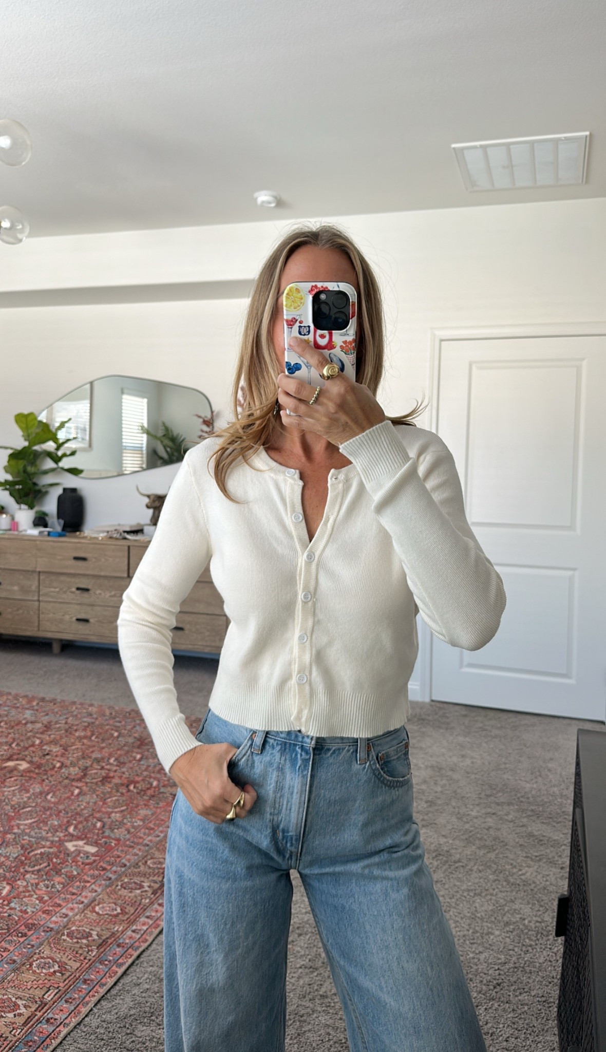 This sweater is perfect for spring 

#LTKStyleTip #LTKSeasonal #LTKFindsUnder100