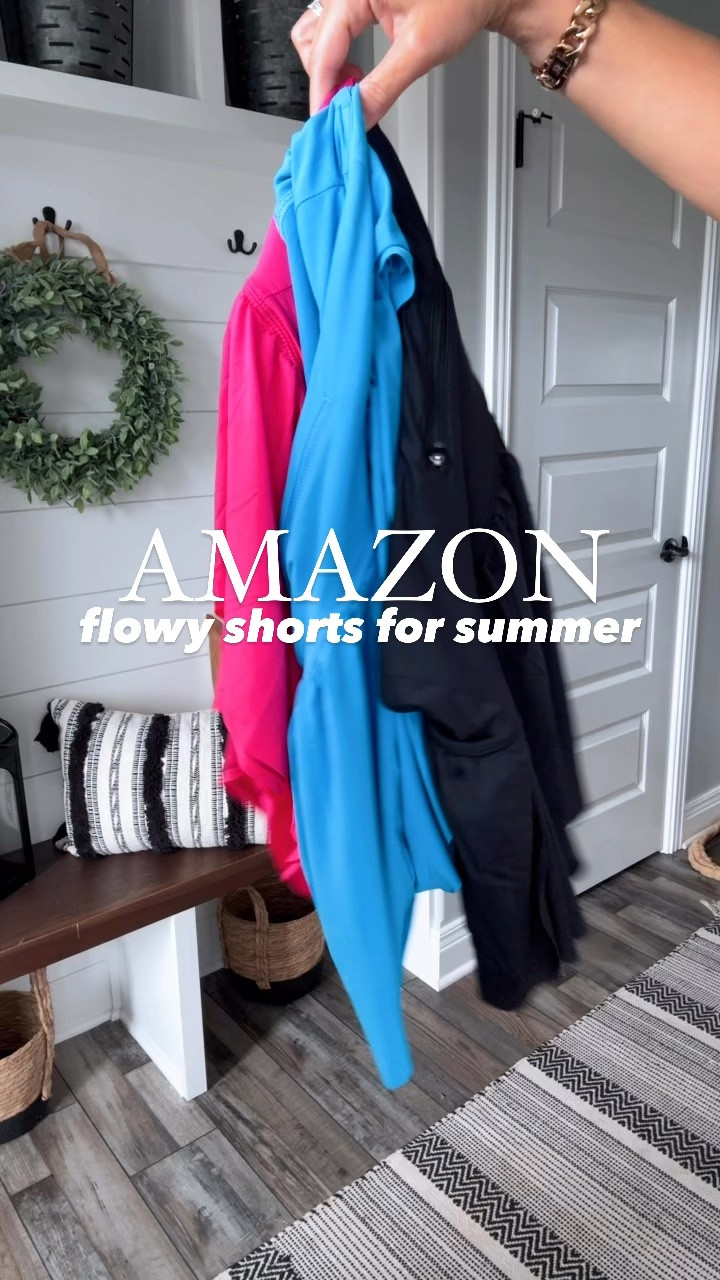 How cute and fun are these flowy shorts!!!! They have built in biker shorts with pockets and come in sooooo many colors!!!!
⭐️ Use code 10HeidiW for 10% off the shorts!!!
⬇️⬇️⬇️
Wearing size small in everything! 
Shoes are TTS

#LTKfindsunder50 #LTKsalealert #LTKstyletip