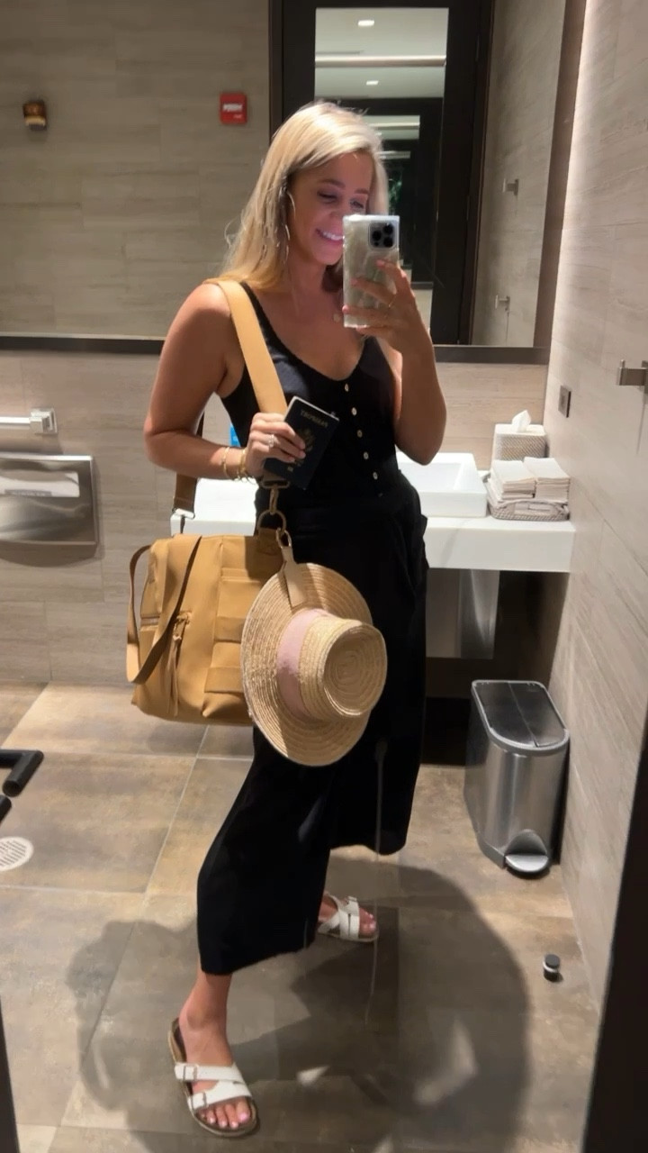 Airport fit today to #Italy 🇮🇹 Very cozy chic, and this travel bag is AMAZING! #maternity #babybump #summertravel #travelbag #diaperbag #jumpsuit #airportoutfit #traveloutfit 

#LTKbump #LTKeurope #LTKtravel