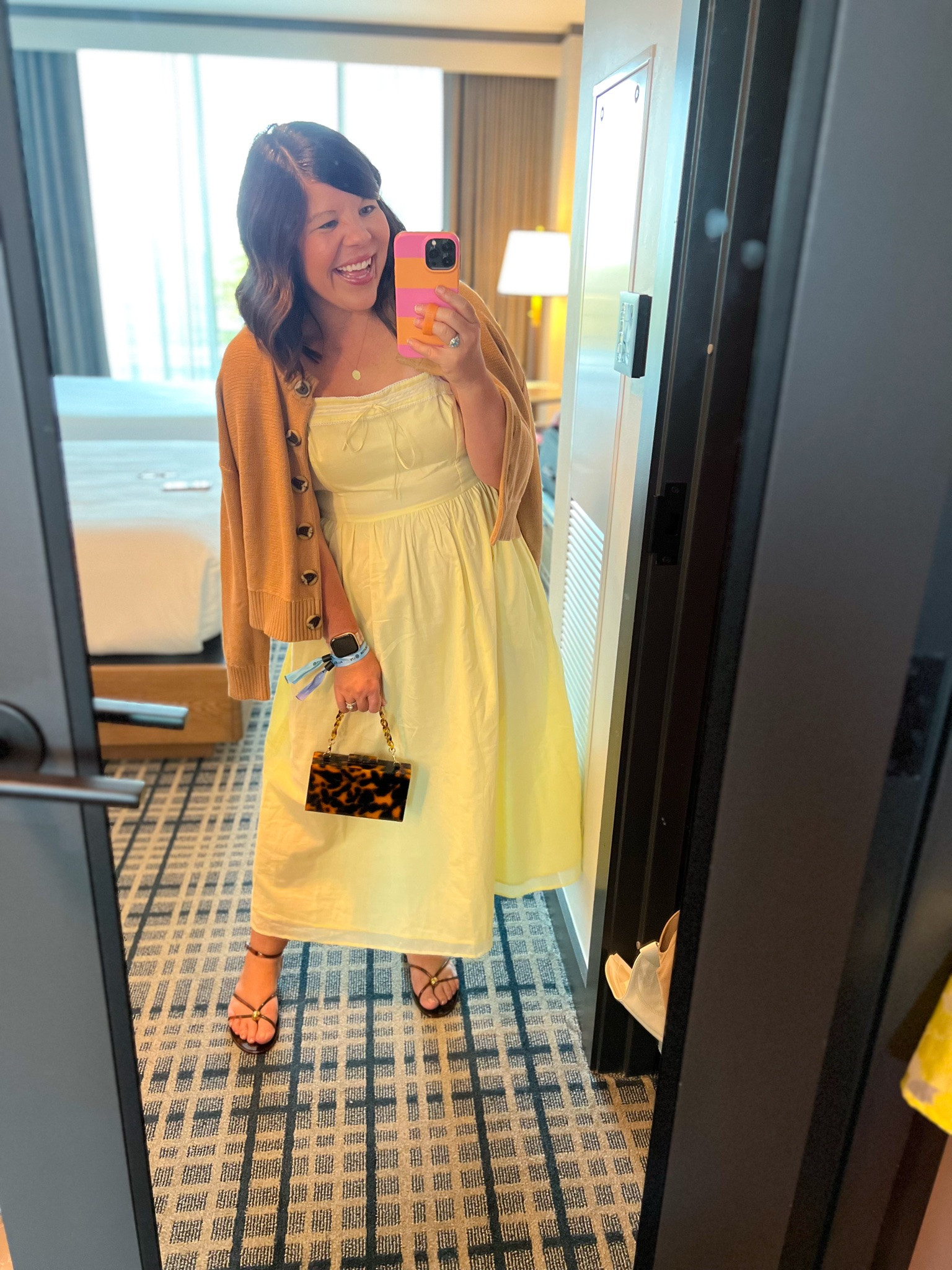 What I wore to LTKcon!
Wearing size small in cardigan, medium in dress.
@abercrombie @Quince

#LTKCon #LTKootd #LTKmomlife