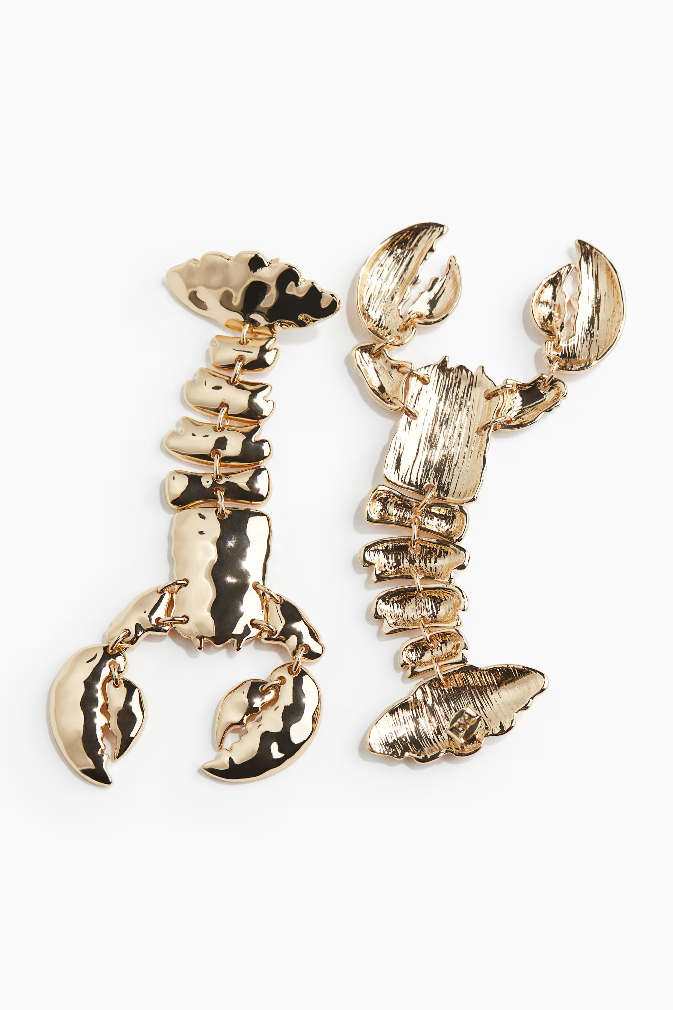 Crayfish-shaped earrings | H&M (UK, MY, IN, SG, PH, TW, HK)
