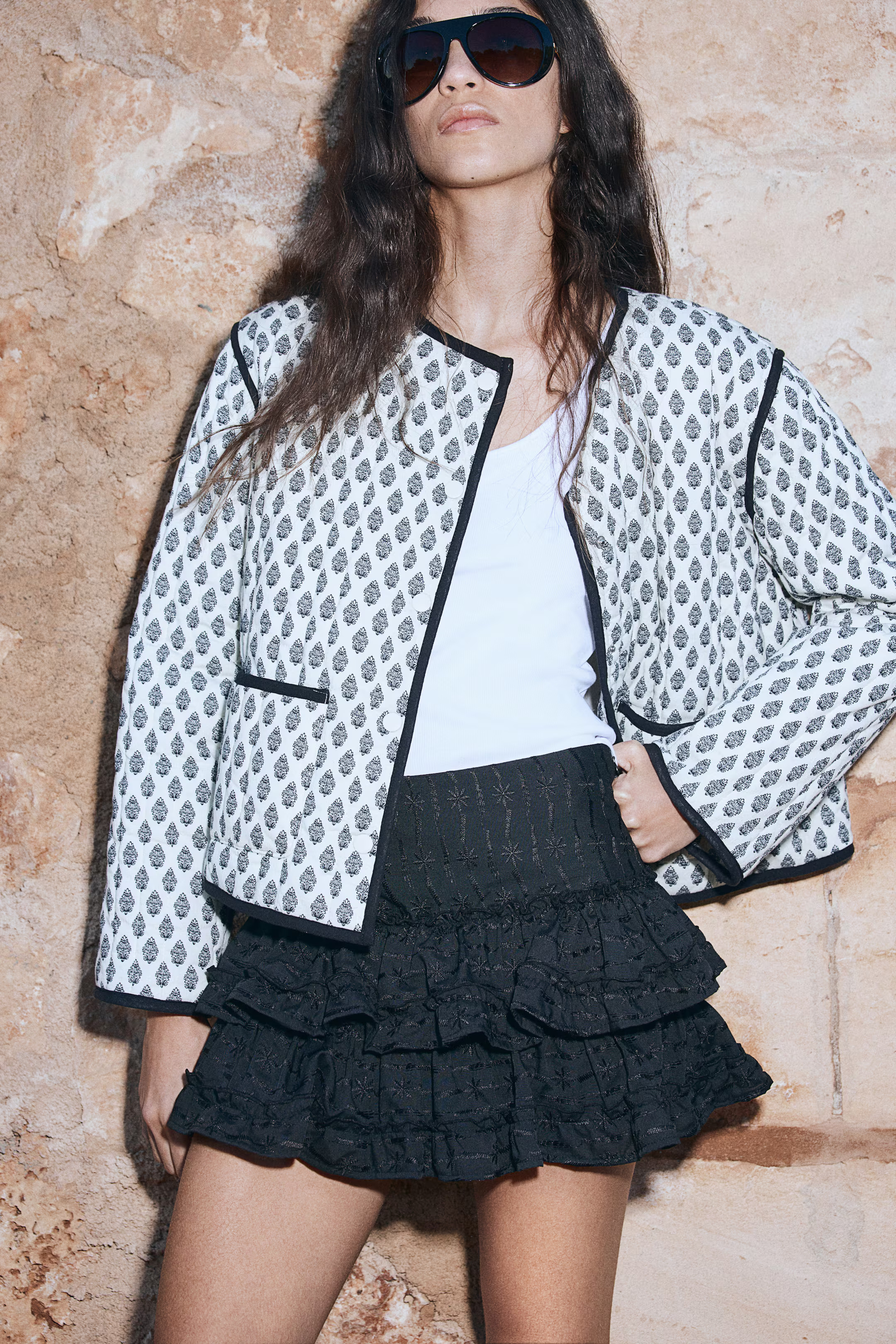 Embroidered tiered skirt | H&M (UK, MY, IN, SG, PH, TW, HK)