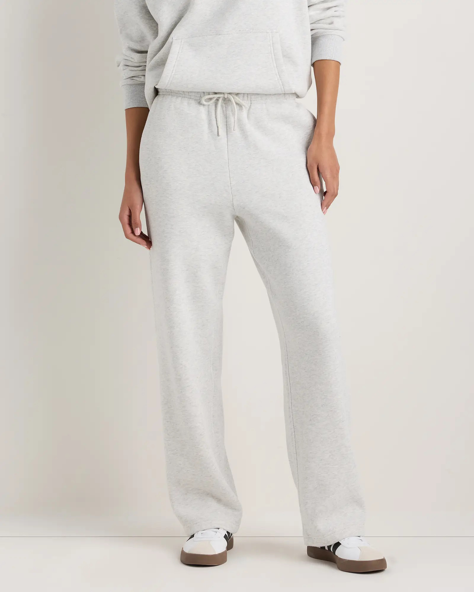 Everyday Fleece Straight Leg Sweatpants in Light Heather Grey | Quince