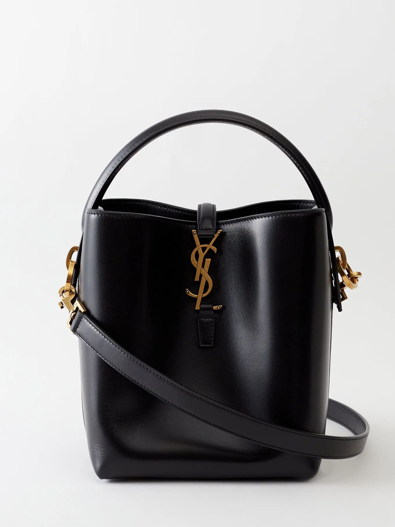 Le 37 small leather bucket bag | Matches (US)