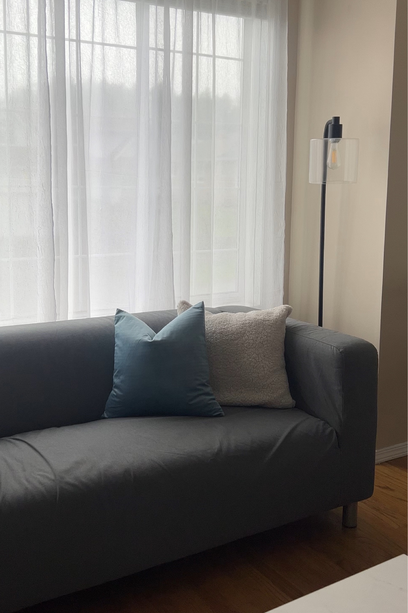 Got new pillow cases to bring some spring colours too the living room!!

#LTKhome #LTKSeasonal #LTKfindsunder50