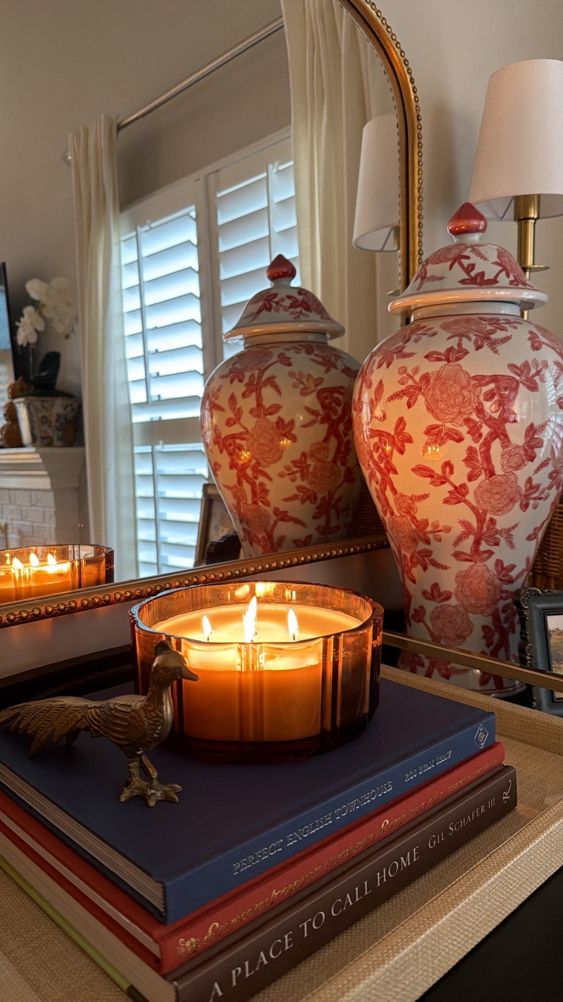 Such a great fall/winter candle! Love the look of it too 🍂 

#LTKHome #LTKSeasonal