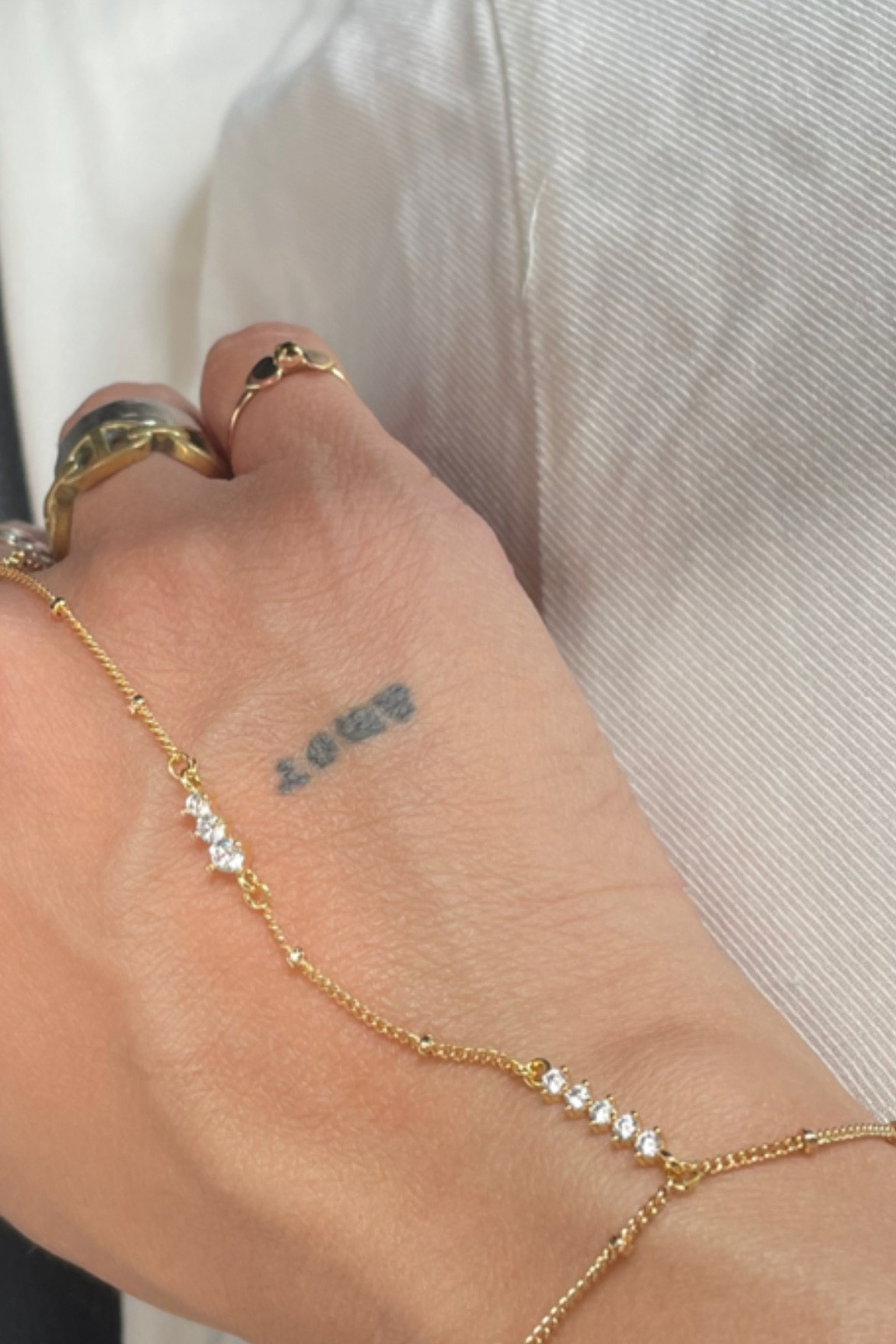 I love me an accessorized hand. So QT



#LTKGiftGuide #LTKunder50 #LTKstyletip