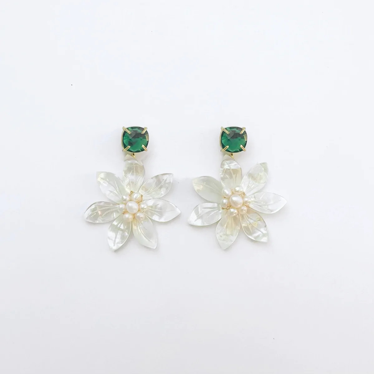 Emerald + Large Pearl Flower | Vivian Drew