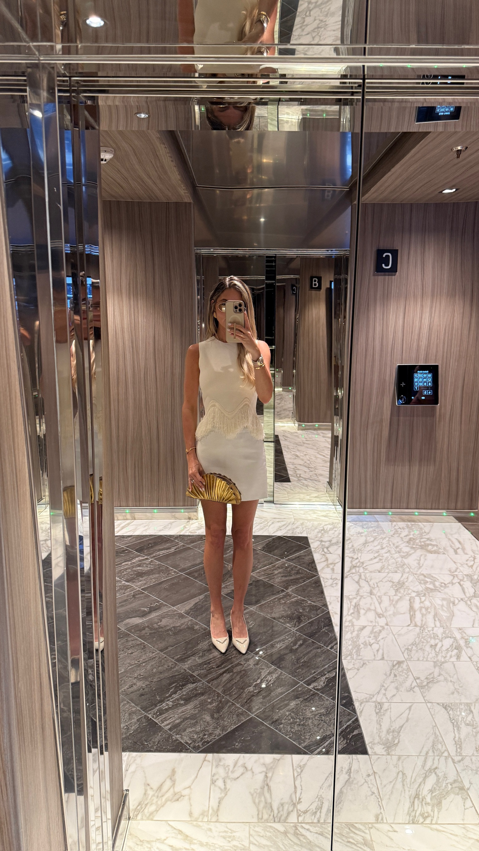 monochrome moment🤍my top is sold out 

 #LTKSeasonal #LTKStyleTip #LTKShoeCrush