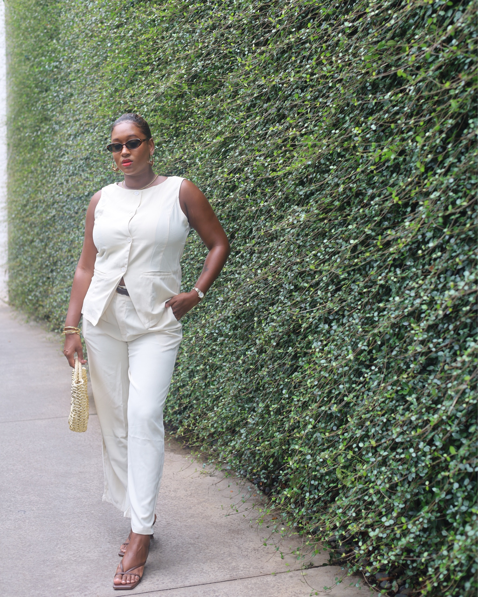 Classy Contemporary Look 
Perfect for a date day, brunch with the girls or a day at the office


#LTKMidsize #LTKFindsUnder50 #LTKSaleAlert