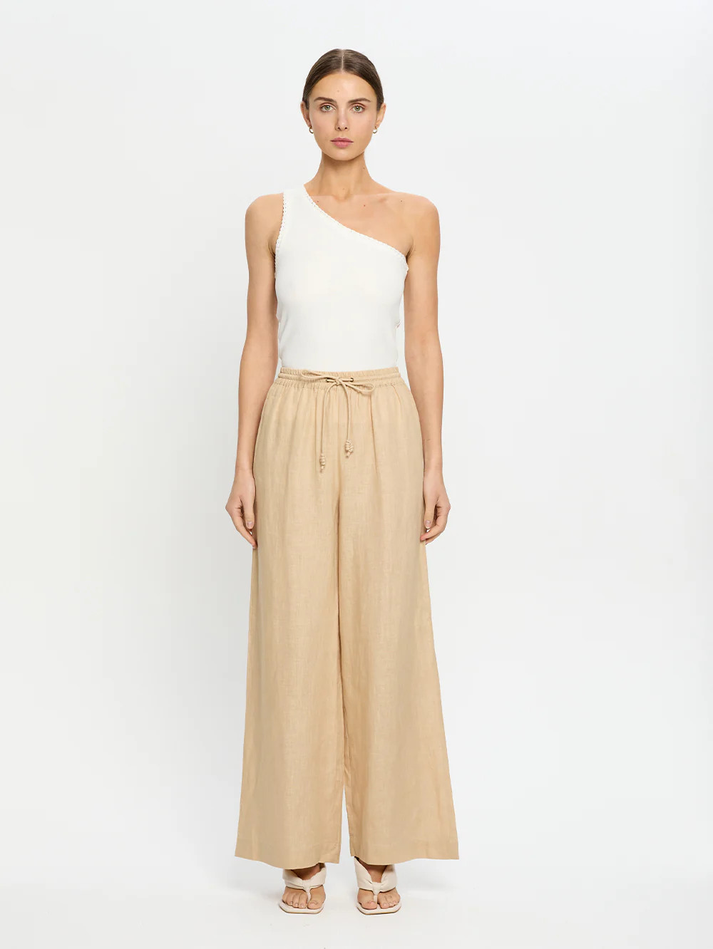 Sadie Pant | Kivari (Global minus AU/NZ)