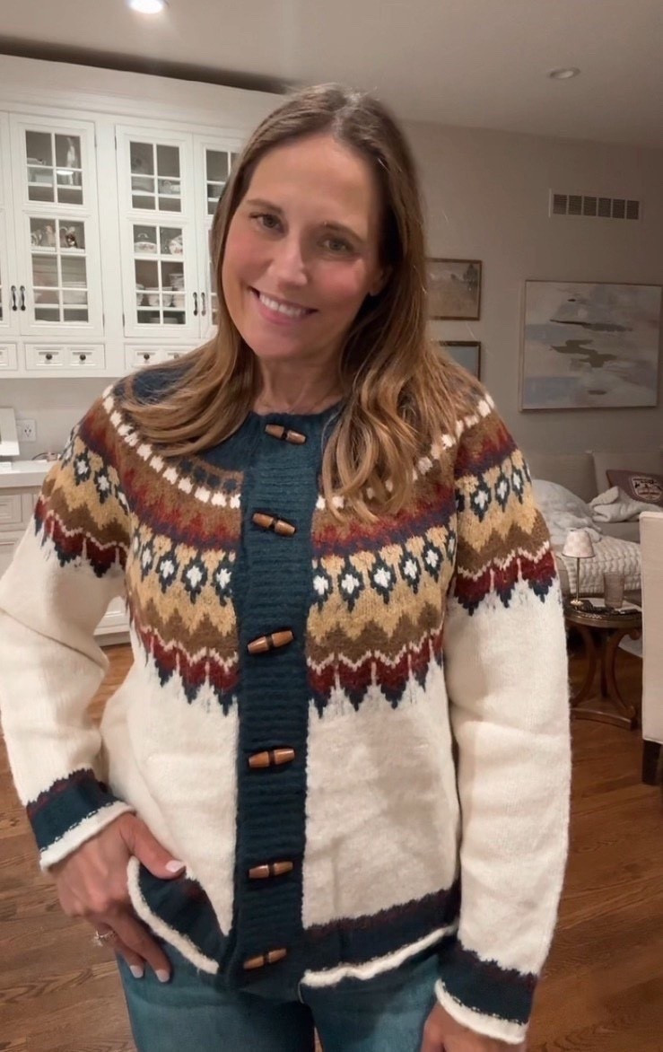 I’m loving this Fair Isle from Social Threads because of the roll details. It feels preppy in the best modern way! The wood details are my favorite part about this sweater!

#LTKOver40 #LTKHoliday #LTKSeasonal